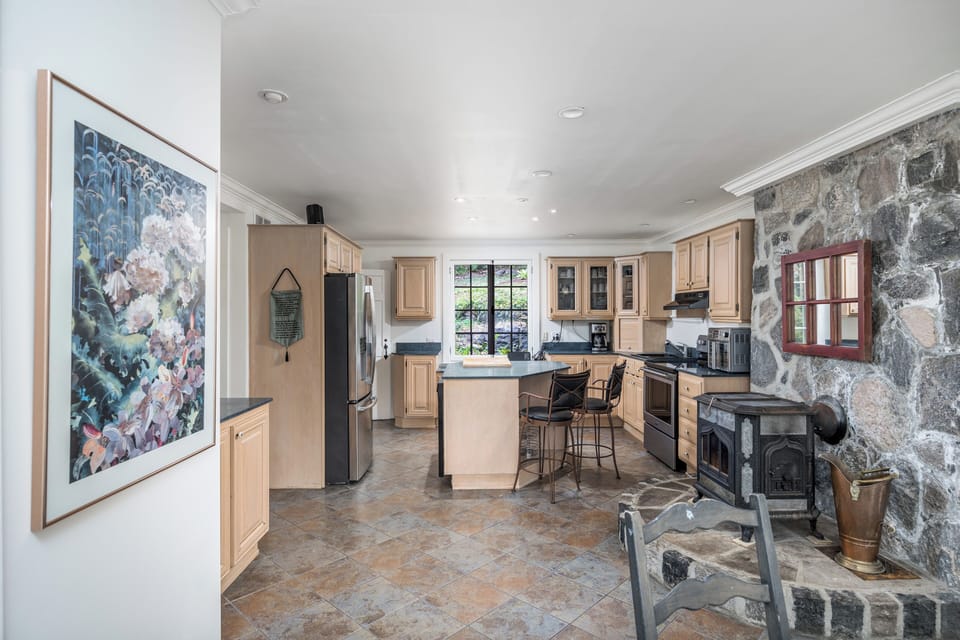 Kitchen - fully equipped - appliances and disposables; Wood Stove