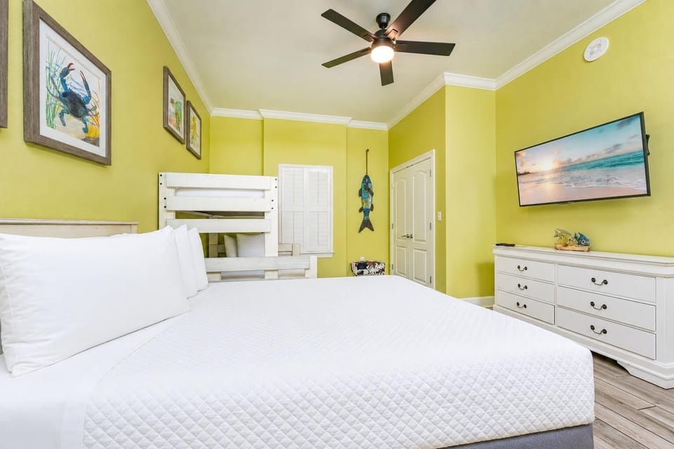 Settle into the queen bed for cozy movie nights while little adventure seekers rest on the twin over full bunk