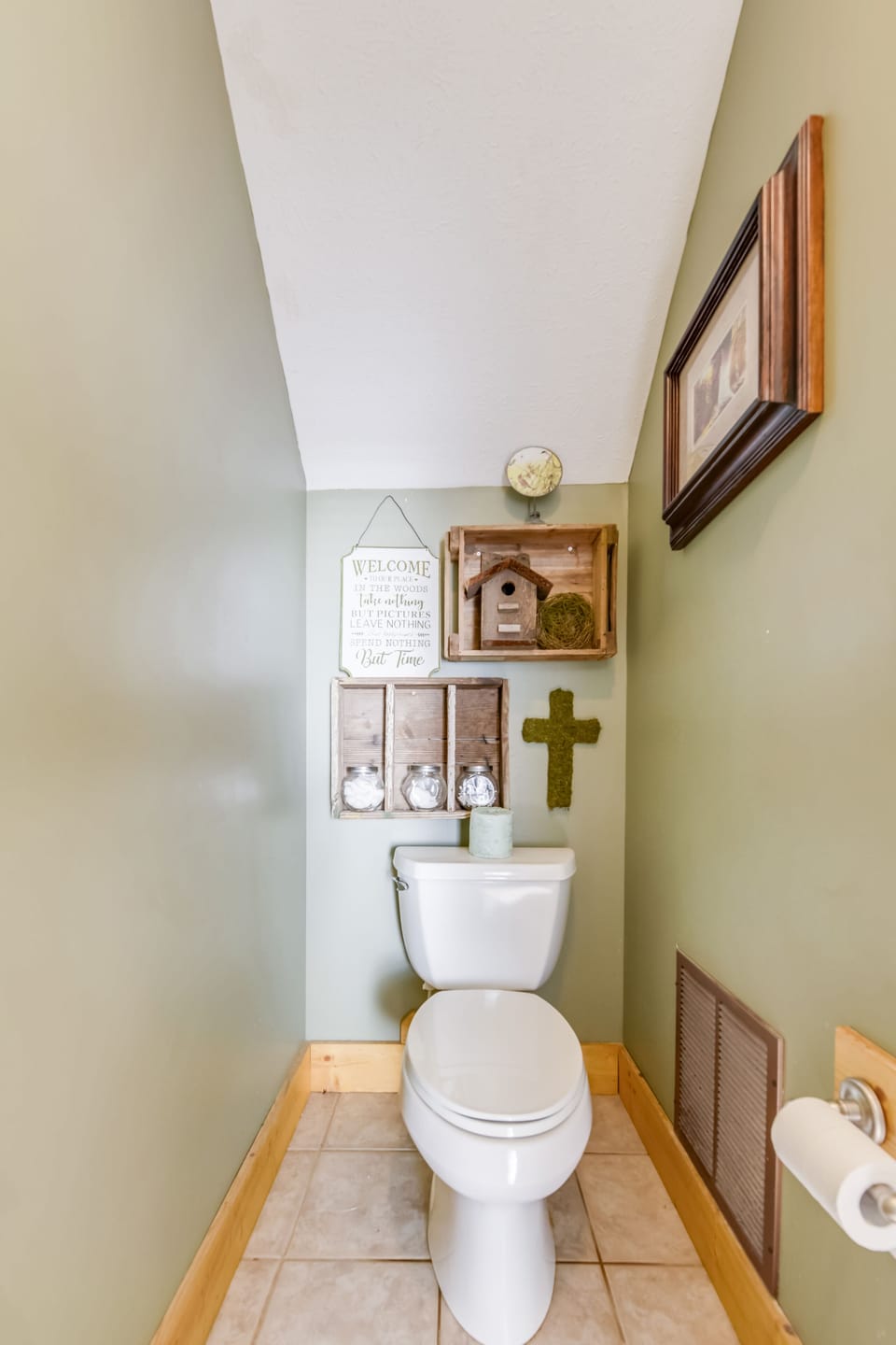 Upper Level Bathroom