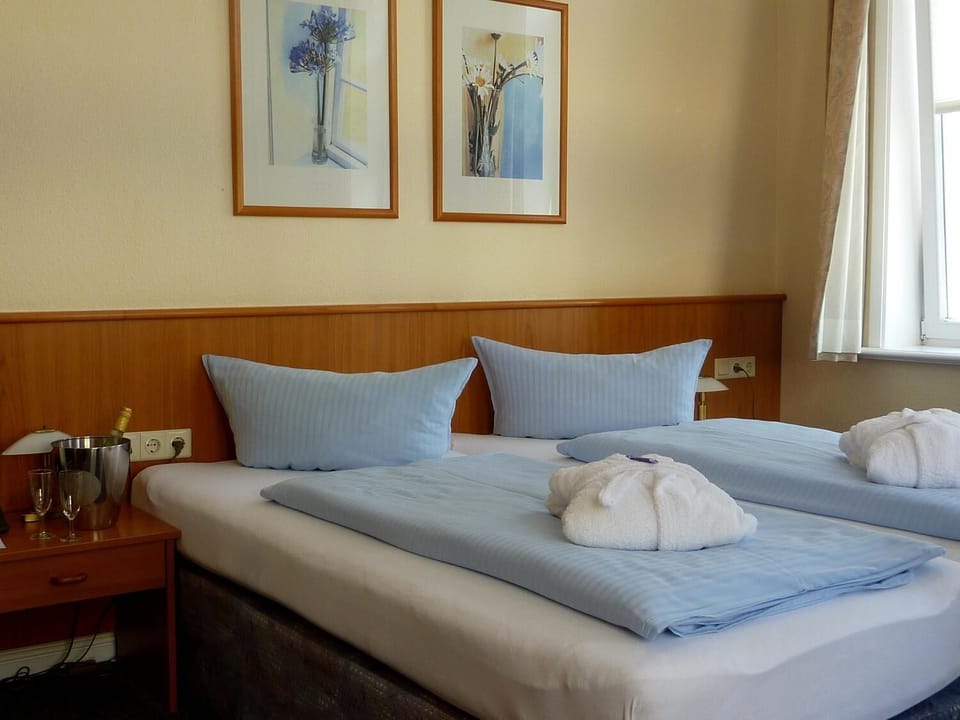 In-room safe, desk, free WiFi, bed sheets
