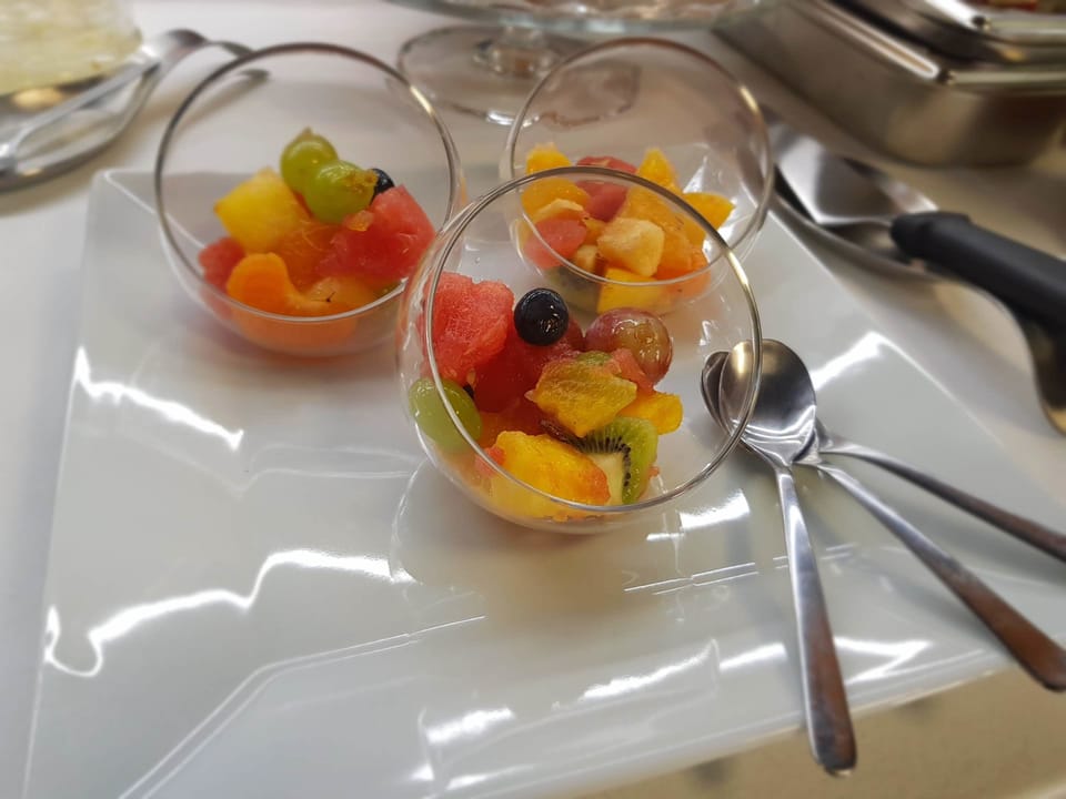 Daily buffet breakfast for a fee