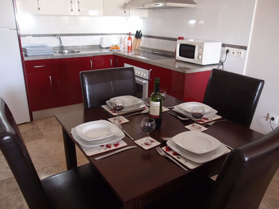 Kitchen and dining area