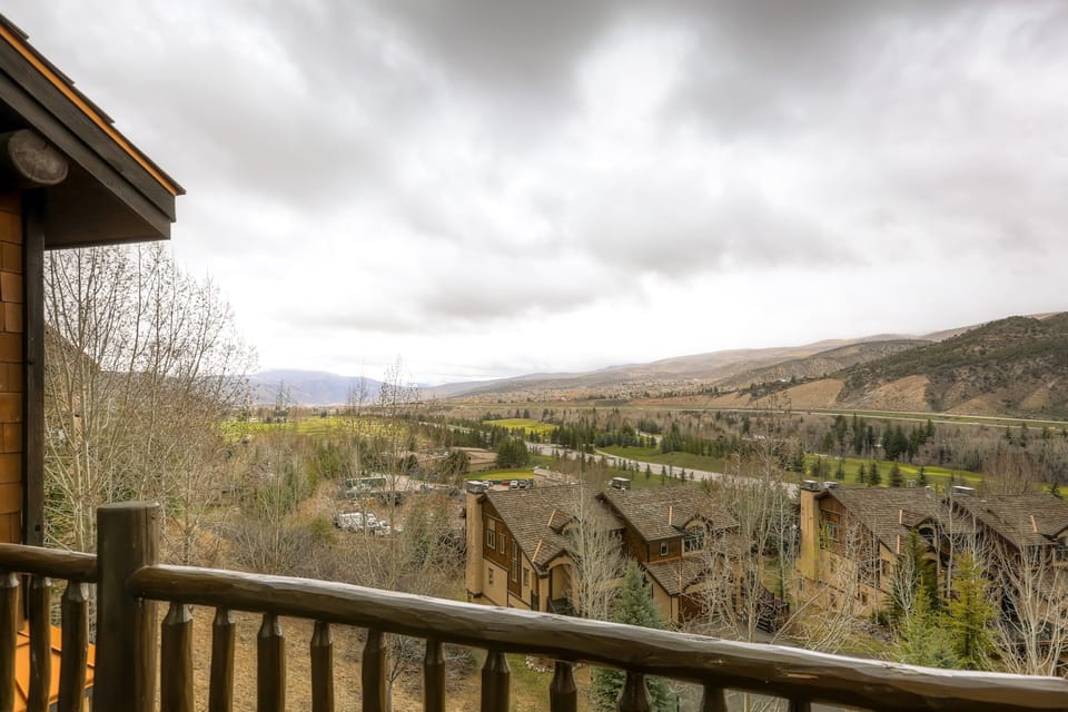 Breathe the fresh mountain air from your balcony!