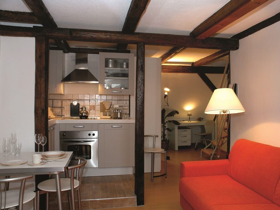 Premium Apartment, Private Bathroom (W3) | 1 bedroom