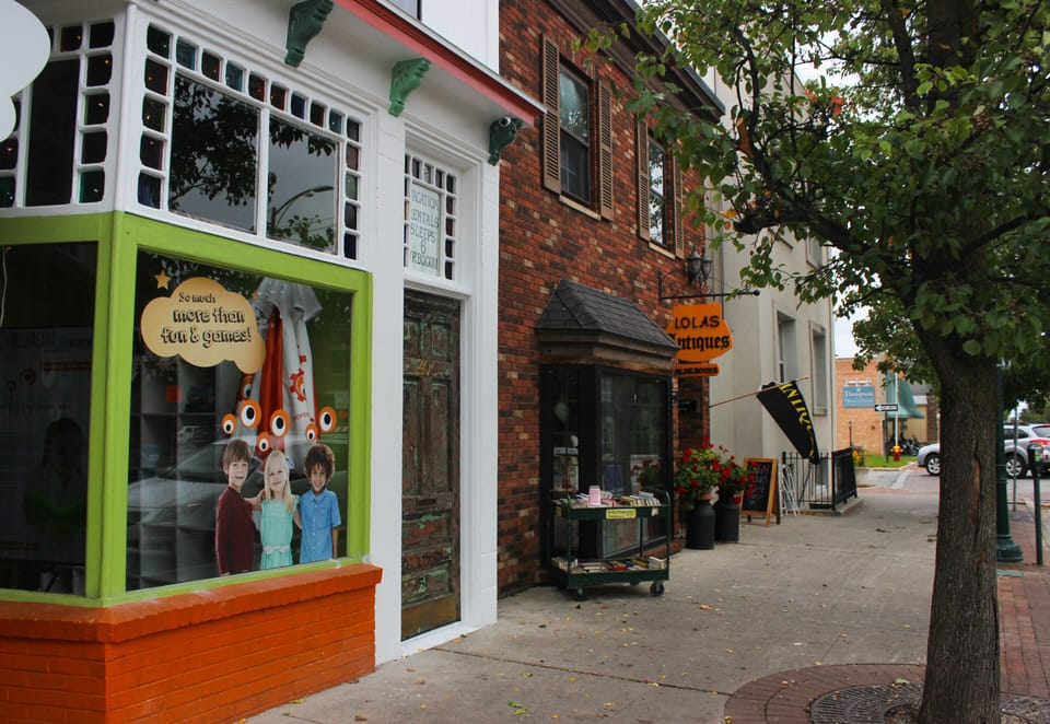 Front of the building facing north up Union Street.