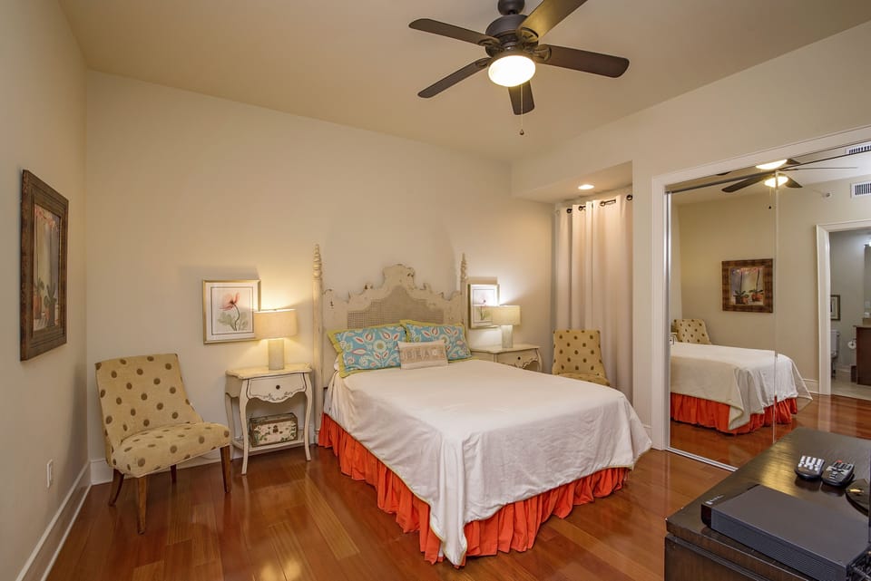 Second guest bedroom with a queen size top of the line mattress.  