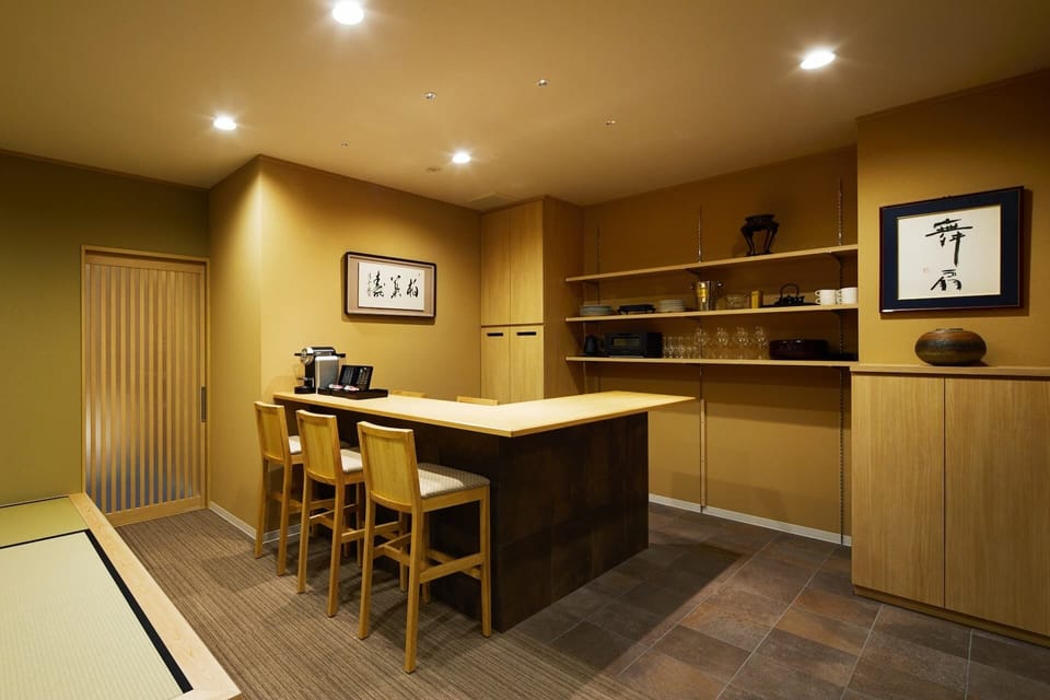 Traditional House with Private Hot spring bath | Private kitchen | Fridge, microwave, oven, coffee/tea maker