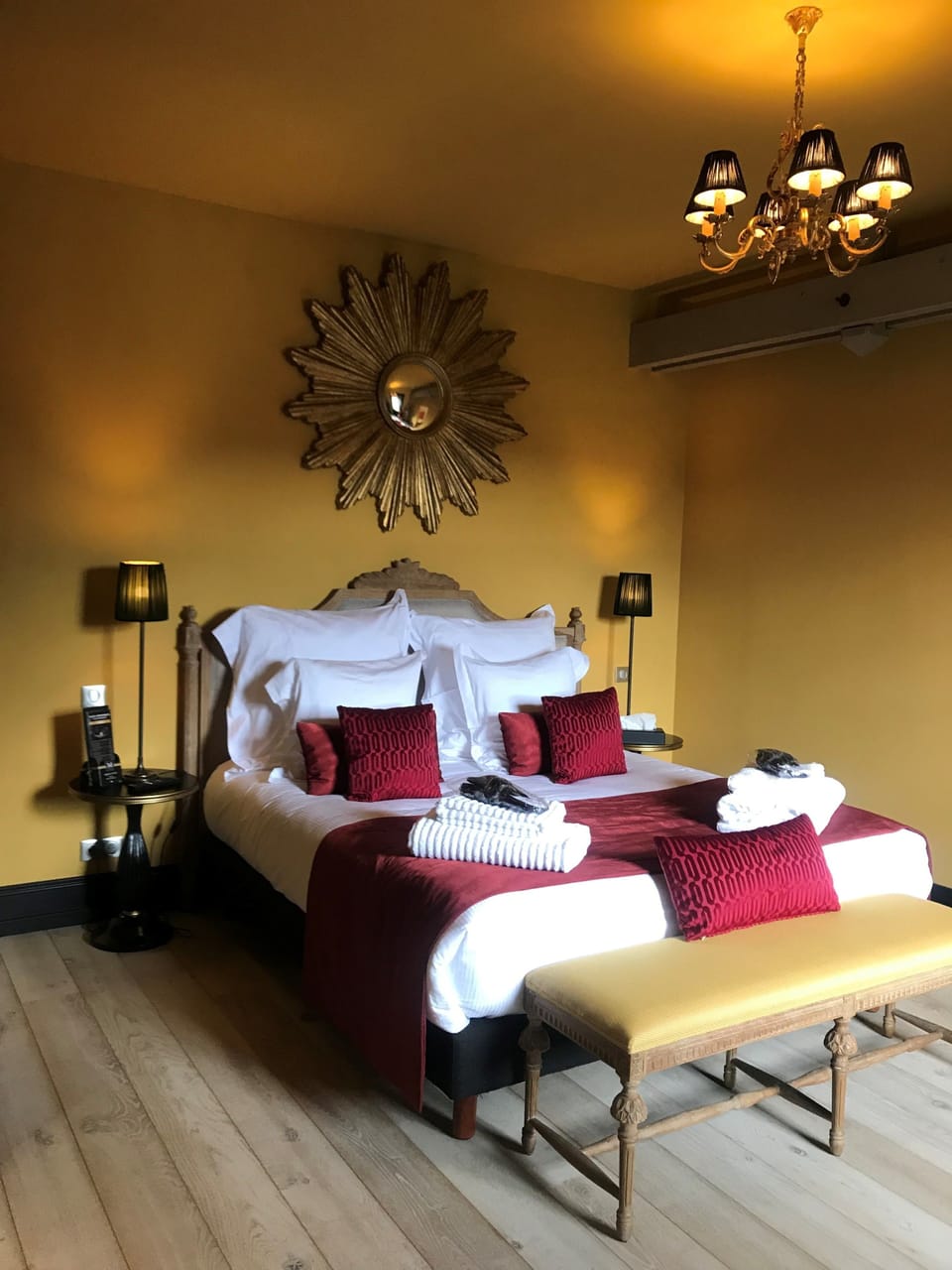 Junior Suite | Premium bedding, individually decorated, individually furnished, desk