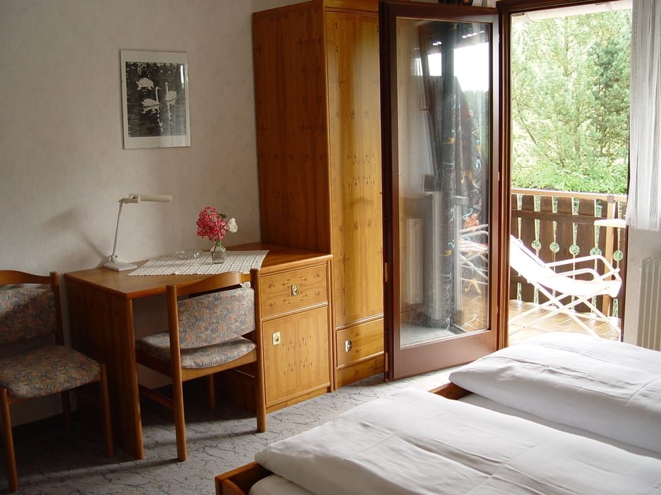Standard Double Room, 1 Bedroom | Individually decorated, individually furnished, desk, laptop workspace