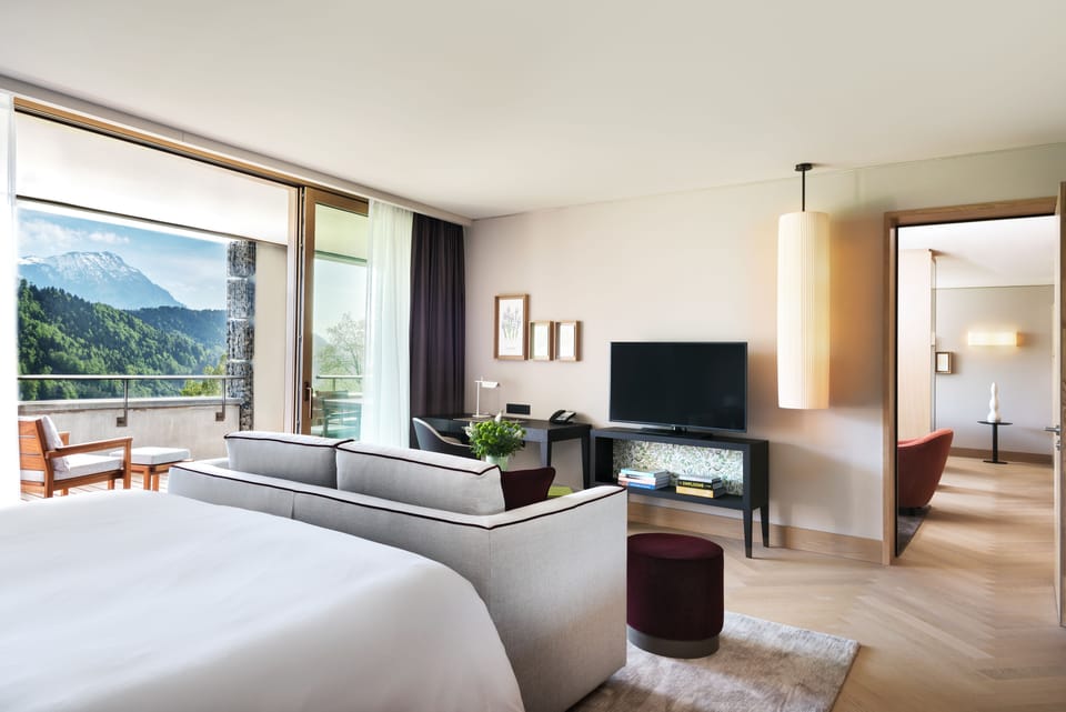 Serenity Suite | Living area | Smart TV