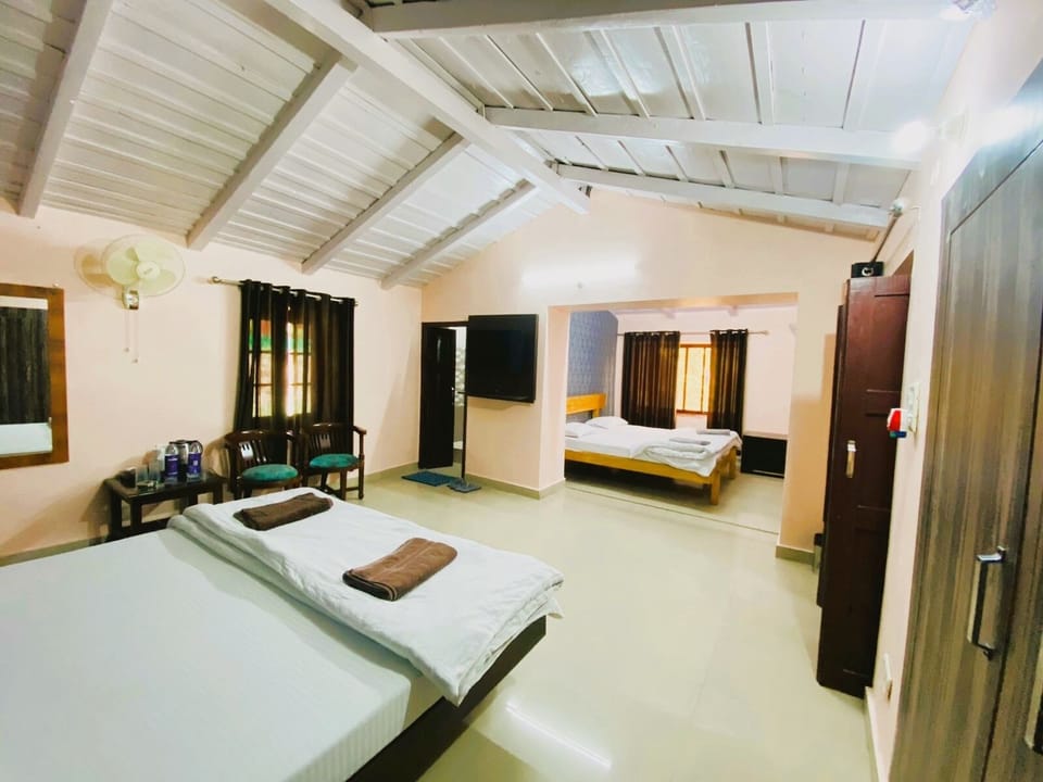 Family Room, 1 Bedroom, Valley View | 1 bedroom, individually decorated, individually furnished