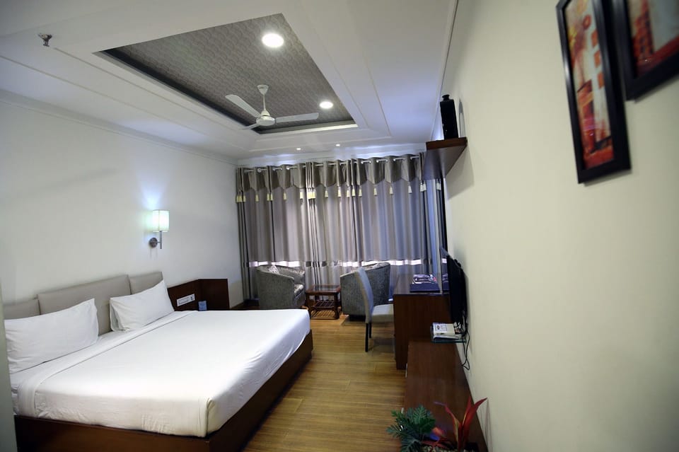 Rollaway beds, free WiFi