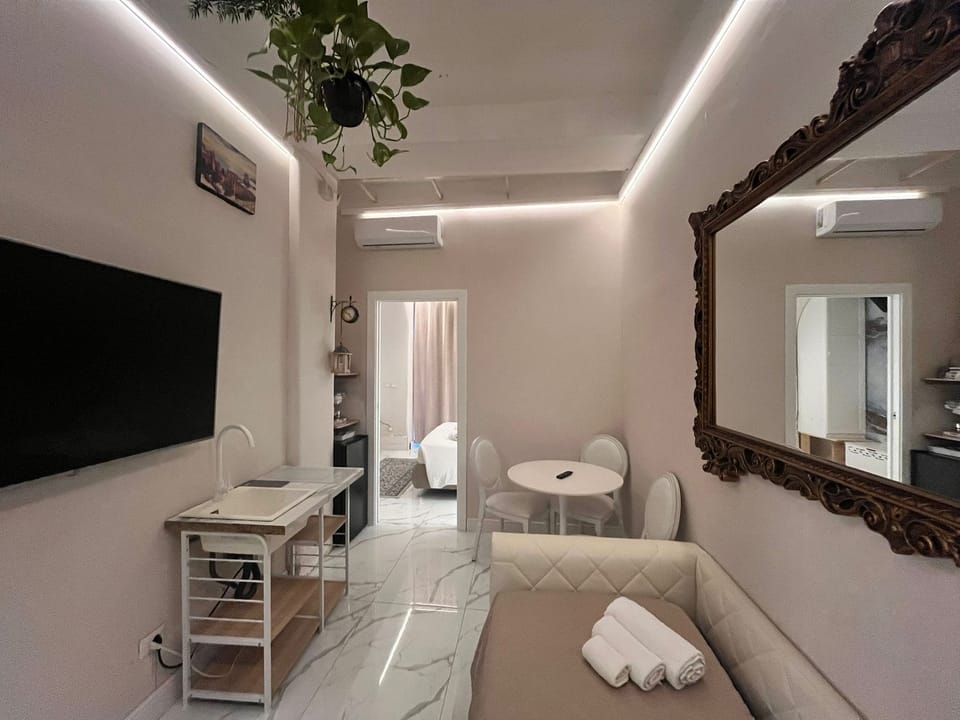 Luxury Suite | 1 bedroom, Frette Italian sheets, premium bedding, down comforters