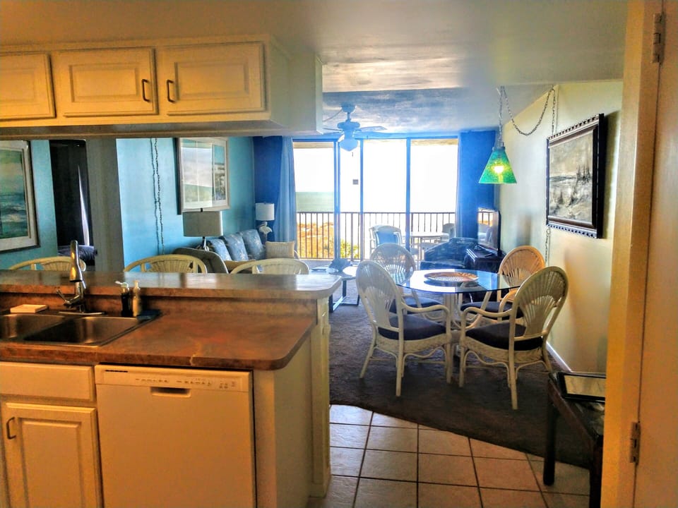 kitchen looking toward dining table