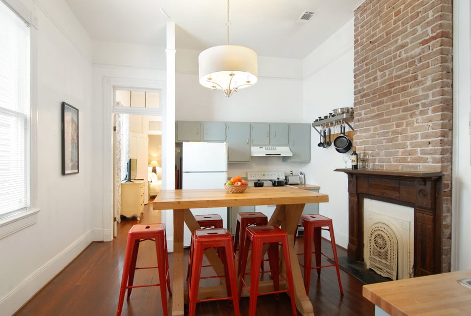 Large fully appointed kitchen