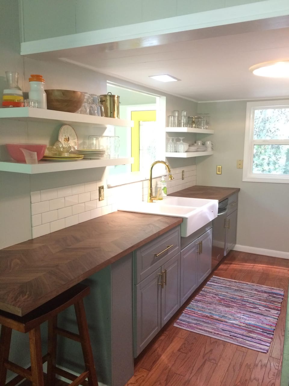Brand new modern kitchen! 