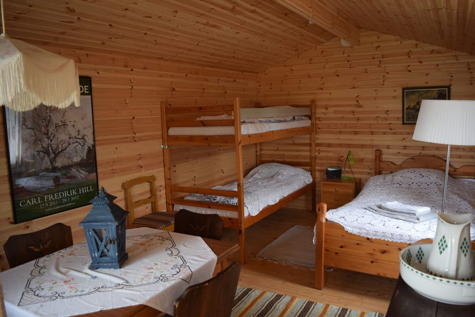 Cabin (Pets allowed) | Individually decorated, individually furnished, blackout drapes