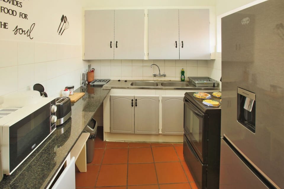 Electric kettle, cookware/dishes/utensils