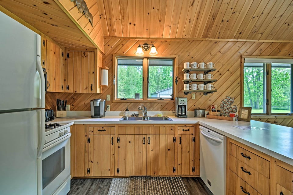 Kitchen | Keurig & Drip Coffee Makers