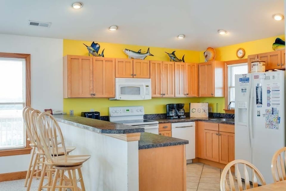SN40:  Dream Weaver | Top Level Kitchen