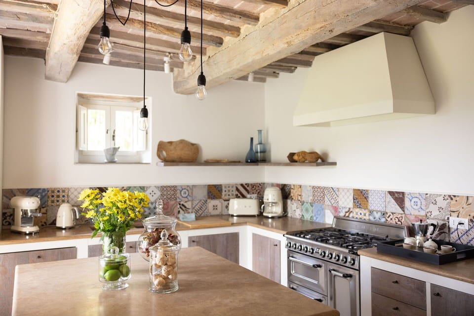 Interior Design, Kitchen, Wall, Furniture, Flooring, Ceiling, Floor, Home, Countertop, Room