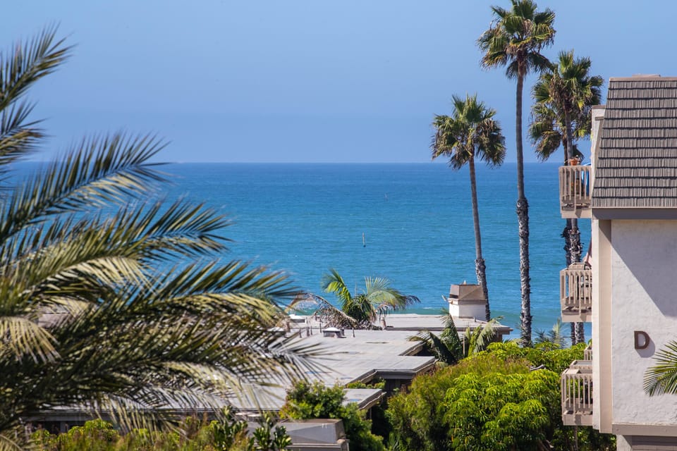 Close-up shot of the ocean view.