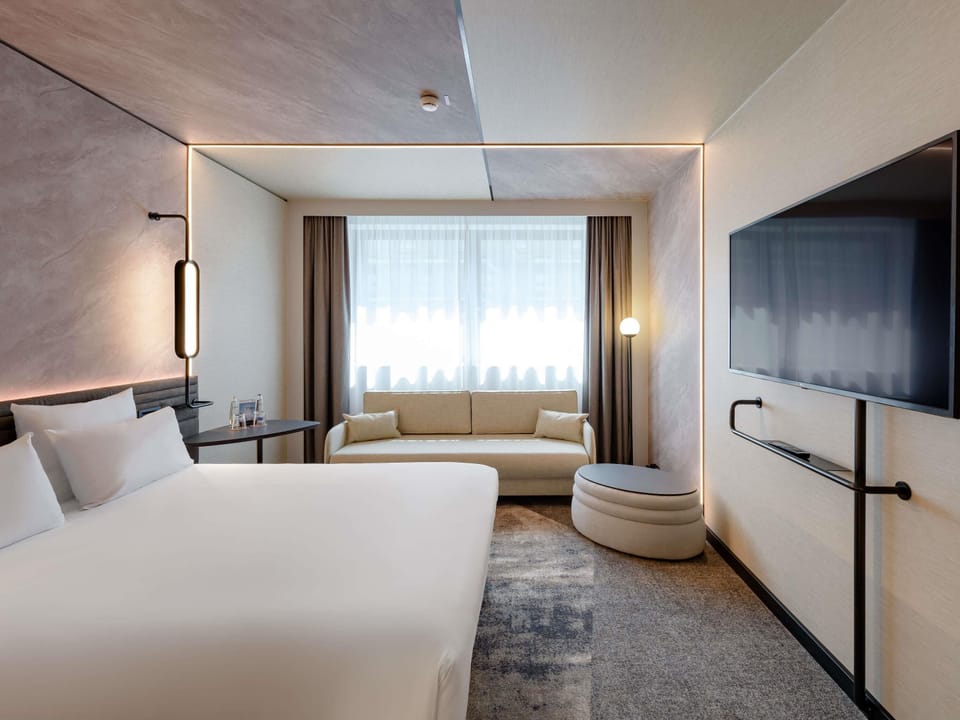 Superior Room, 1 Double Bed with Sofa bed | Premium bedding, in-room safe, laptop workspace, blackout drapes