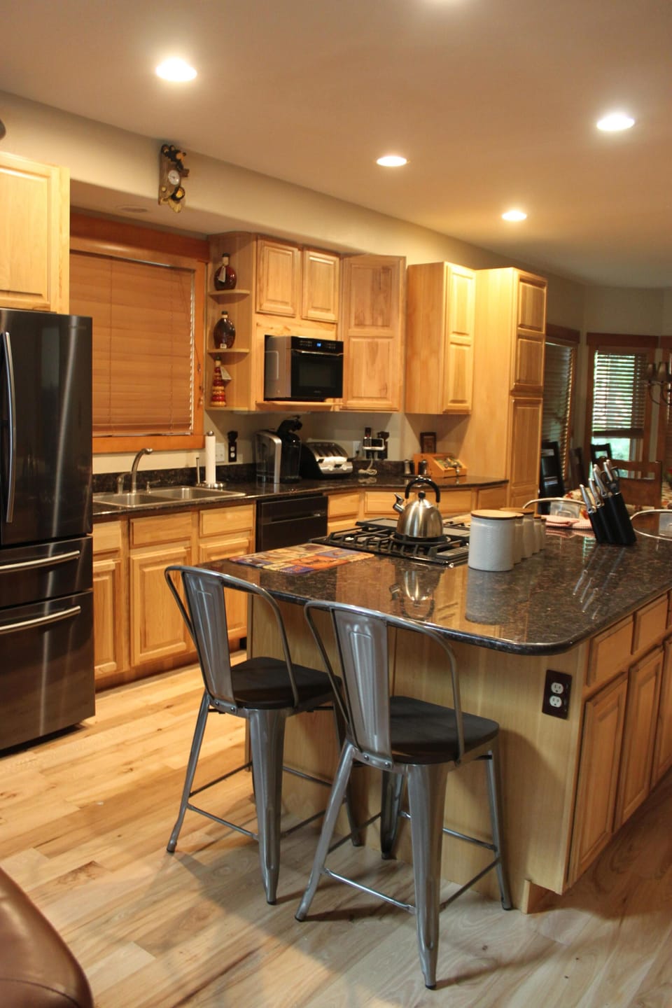Kitchen/Island Area