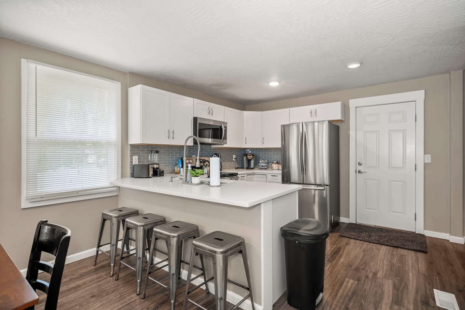 Kitchen Area - Main Floor
