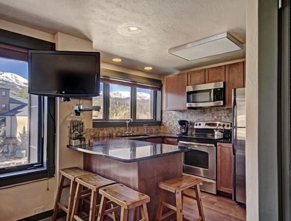 Take a seat at the breakfast bar.