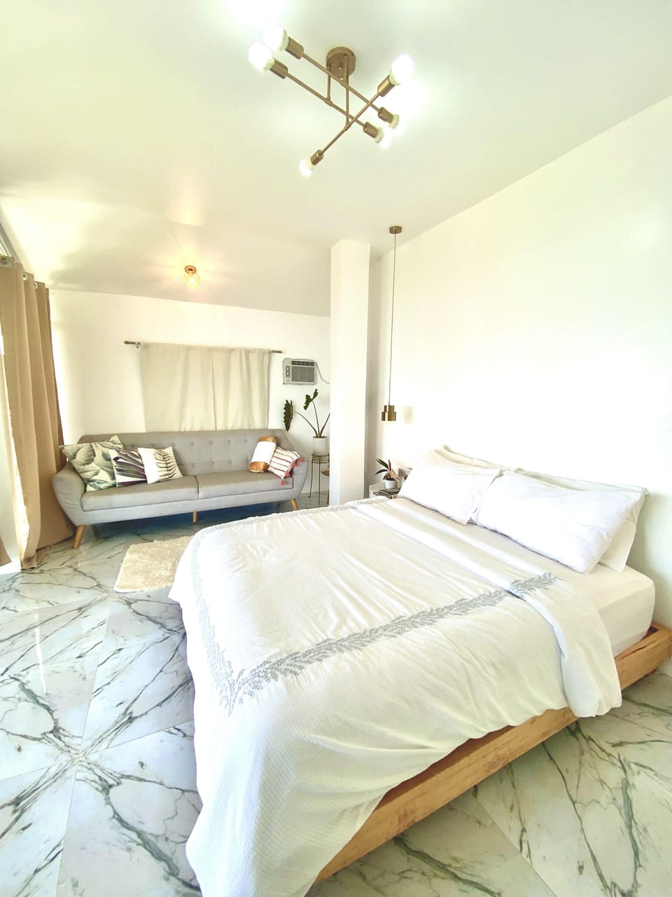 Family Studio Suite | 1 bedroom, Egyptian cotton sheets, premium bedding, down comforters