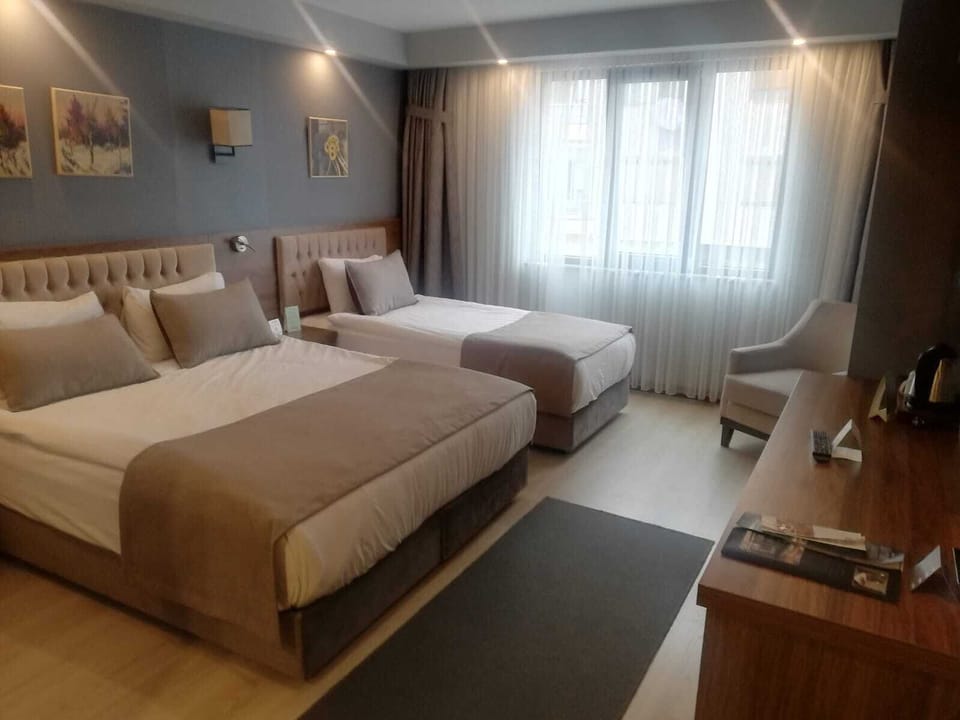 Standard Double or Twin Room | Premium bedding, Select Comfort beds, minibar, in-room safe