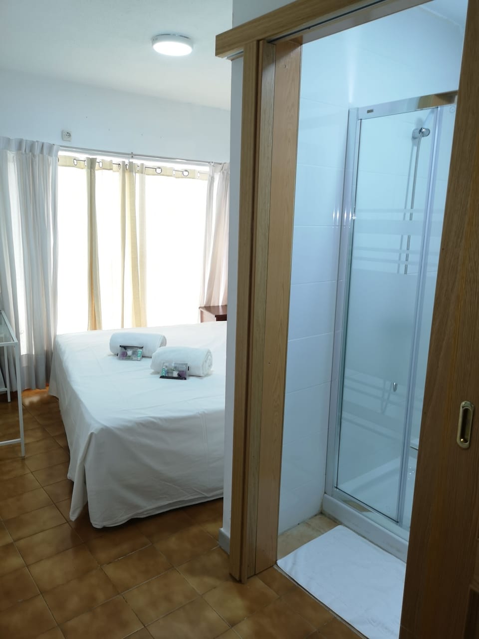 Double Room, Private Bathroom | Bed sheets