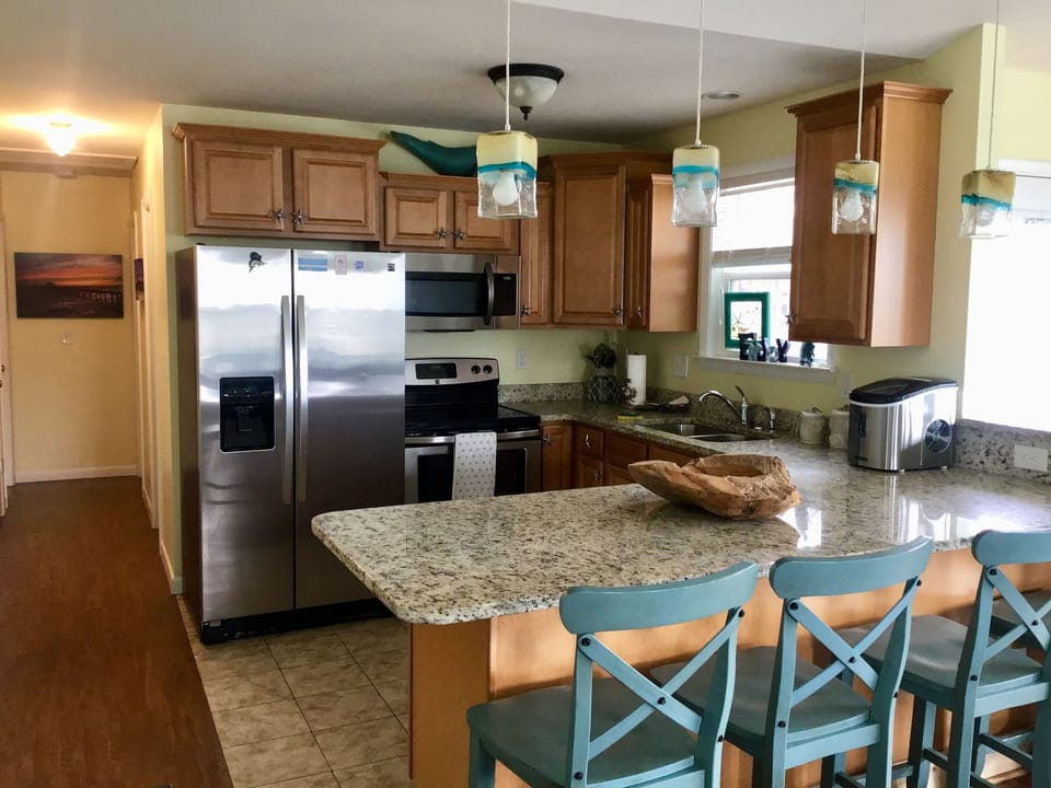 Fully stocked kitchen. 