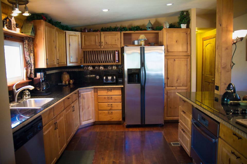 Kitchen, open with cooktop island