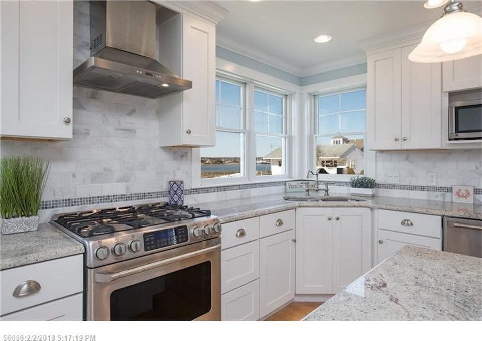 Everything is high end and super clean in the kitchen (and the house)
