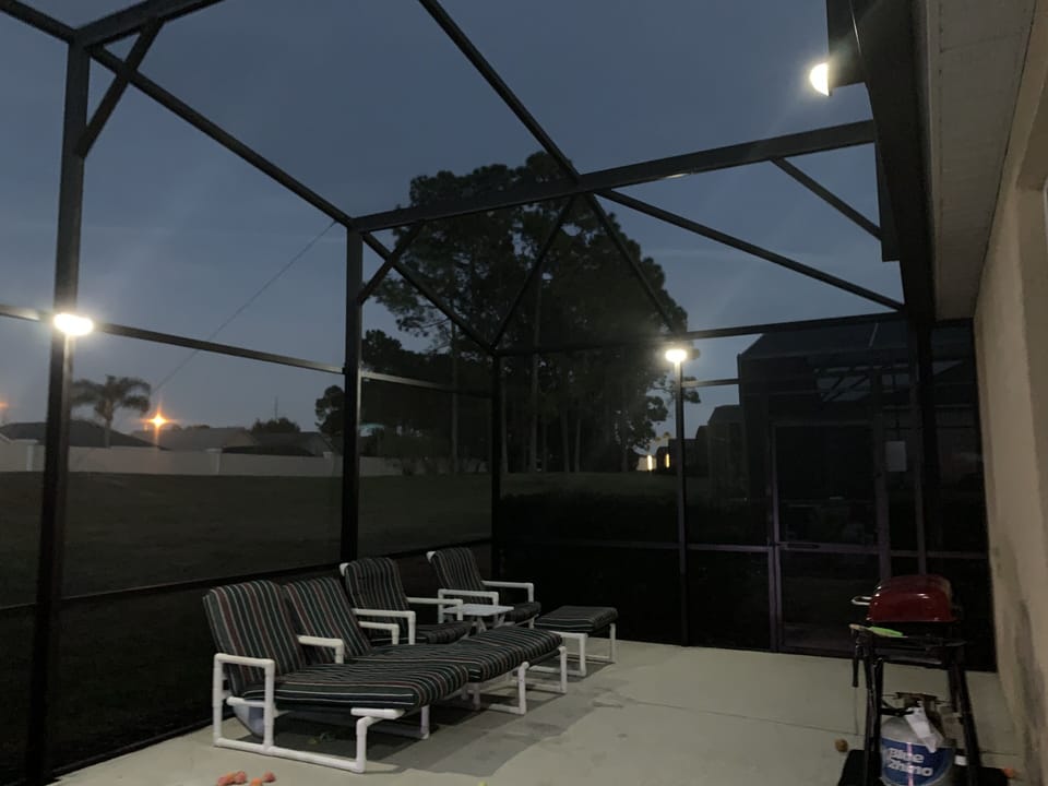 pool cage lighting
