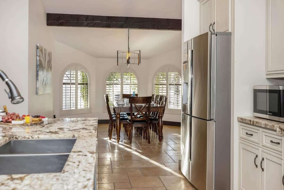Ask us how to add pre-arrival grocery delivery to your stay