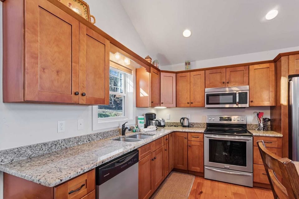 Spacious Kitchen with Granite Countertops