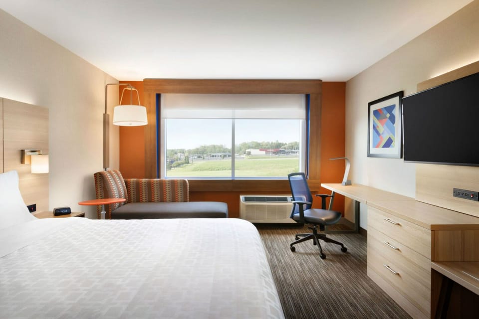 In-room safe, desk, blackout drapes, iron/ironing board