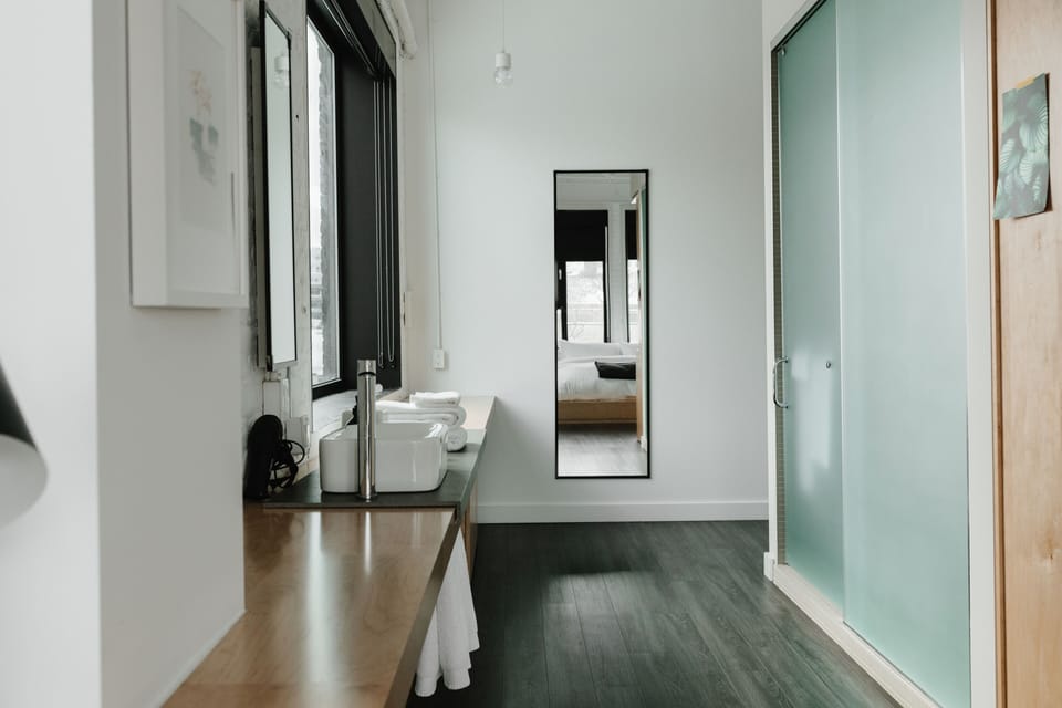 Signature Studio Suite, 1 King Bed | Egyptian cotton sheets, premium bedding, down comforters