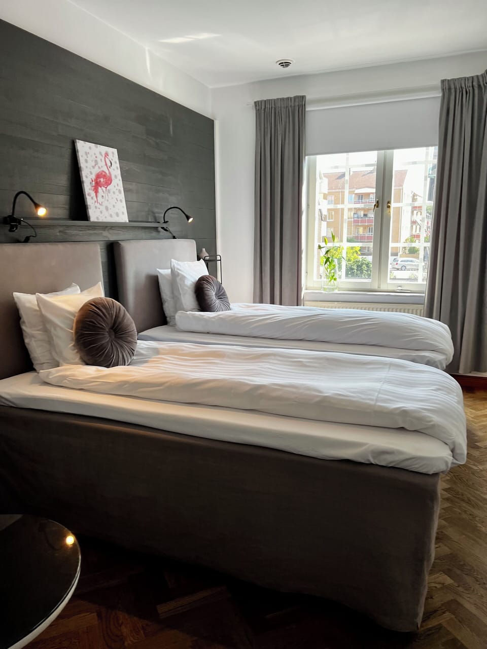 Deluxe Twin Room | Hypo-allergenic bedding, desk, iron/ironing board, rollaway beds