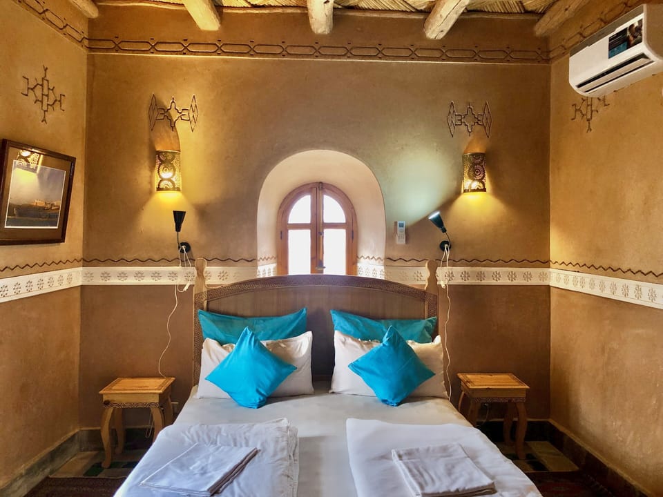 Double Room | Desk, soundproofing, iron/ironing board (on request), WiFi (free)