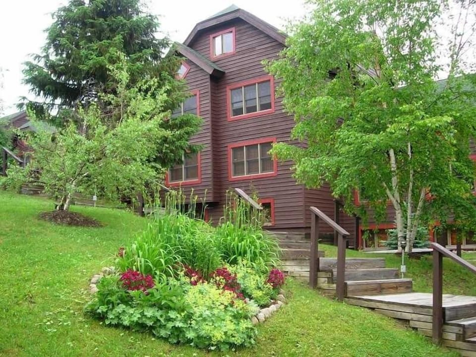 Brookhill Condominium