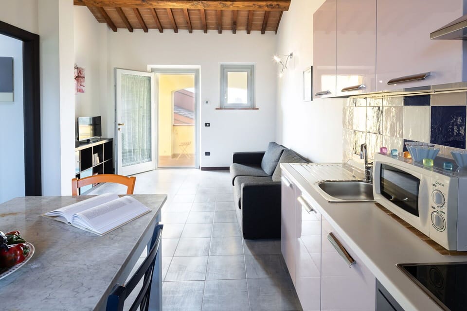 Cabinetry, Countertop, Kitchen, Table, Kitchen Stove, Interior Design, Wood, Architecture, Home Appliance, Floor