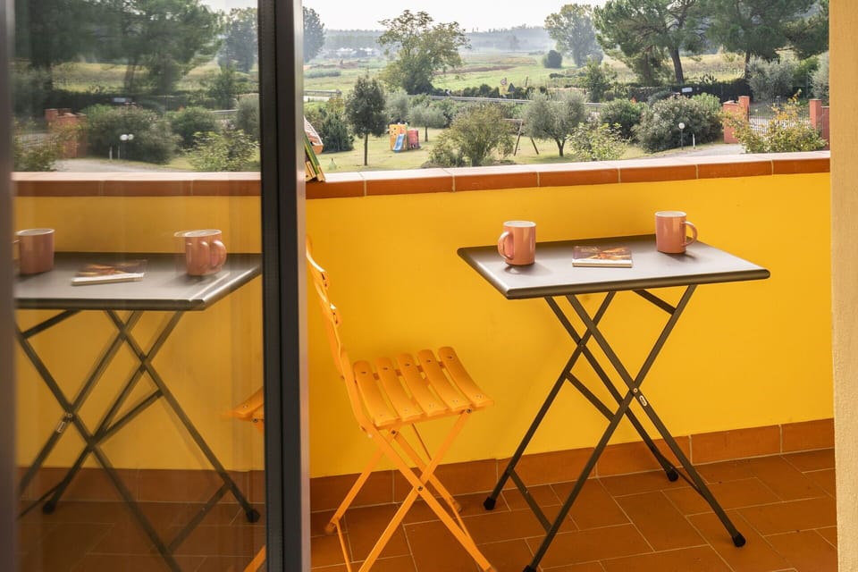 Table, Furniture, Plant, Property, Building, Window, Chair, Tree, Outdoor Table, Wood