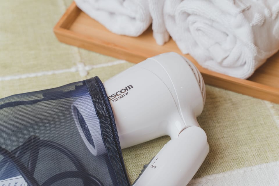 Shower, hydromassage showerhead, hair dryer, slippers