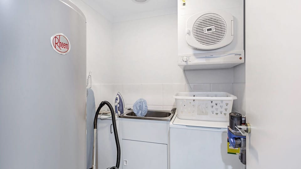 Internal Laundry