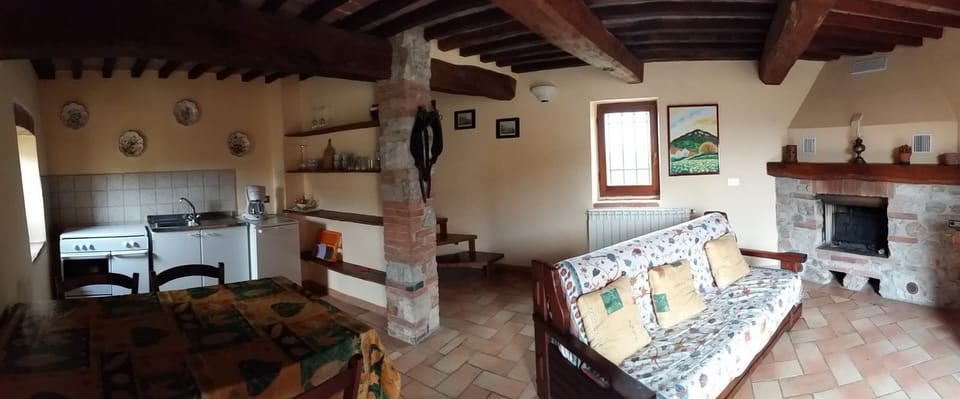Duplex, 1 Bedroom | Living area
