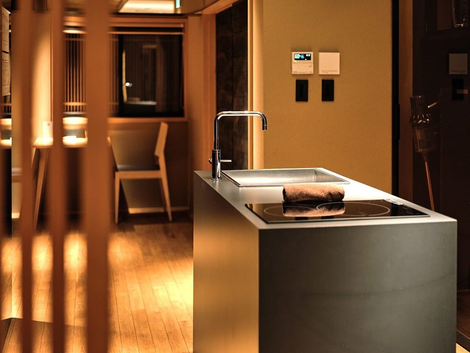 Private Vacation Home | Private kitchen | Fridge, microwave, stovetop, electric kettle